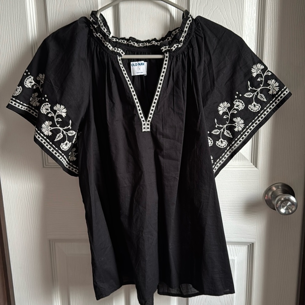 Embroidered Split-Neck black Top